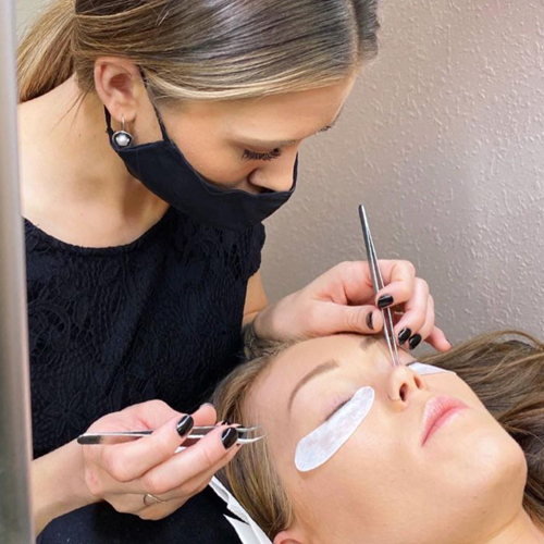 راه های پر پست کردن مژه 